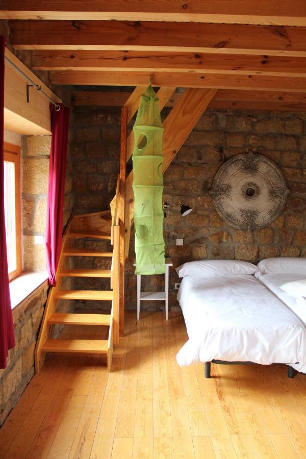 Penzion La Casa De La Petra Quintanar de la Sierra Exteriér fotografie